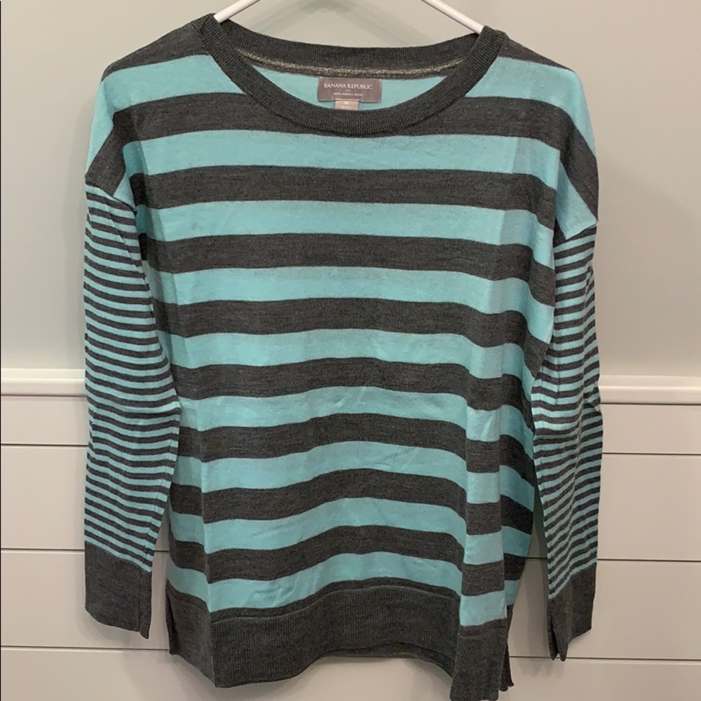 NWOT Banana Republic 100% Merino Wool Sweater